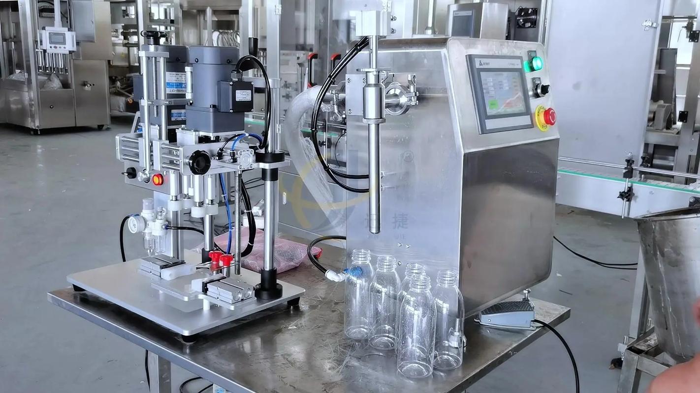 液体灌装机 自动化包装的神器与化工机械的革新力量